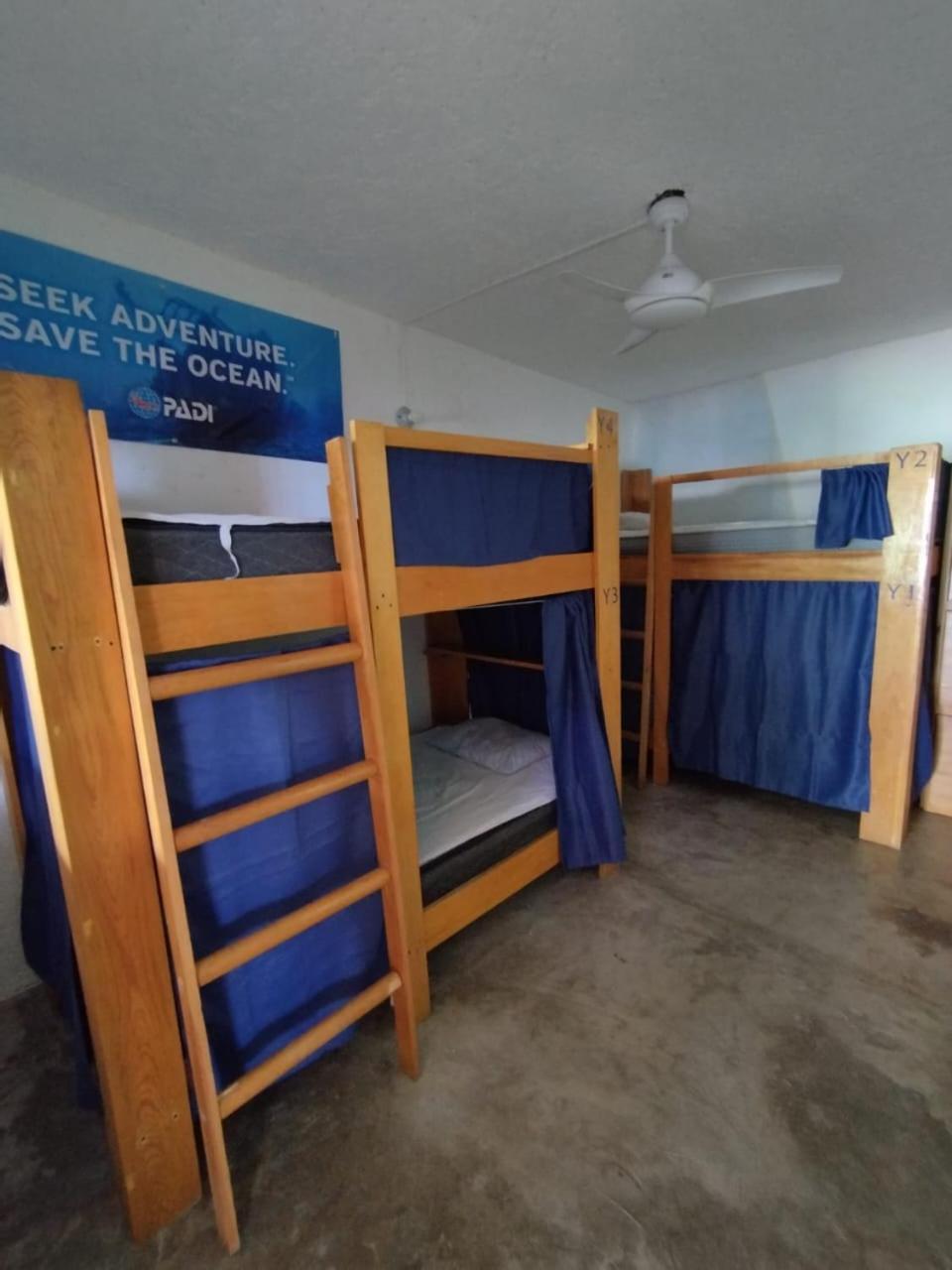 Blue Magic Hostel Косумел Екстериор снимка
